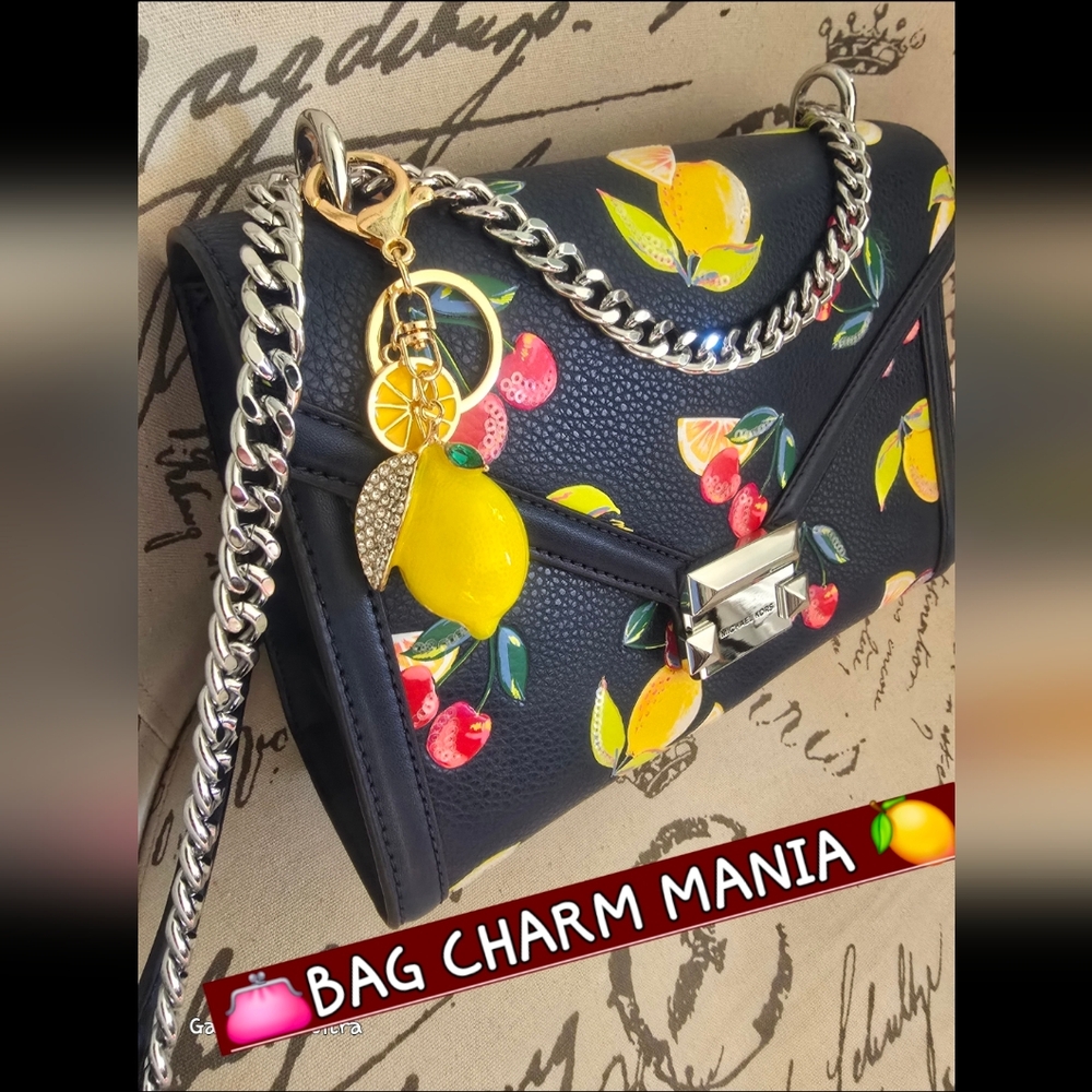 Rockraquel Poshmark Live SHOW! Poshlive! Let's have fun!!💚 - Picture 5 of 17